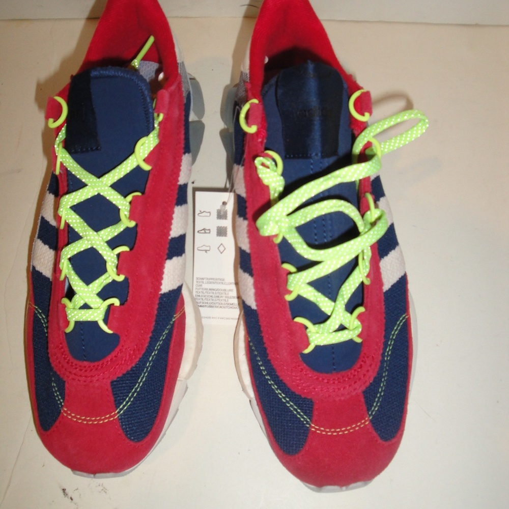 ADIDAS RED WHITE BLUE SNEAKERS MENS SIZE 7 U.S. / EURO 40
